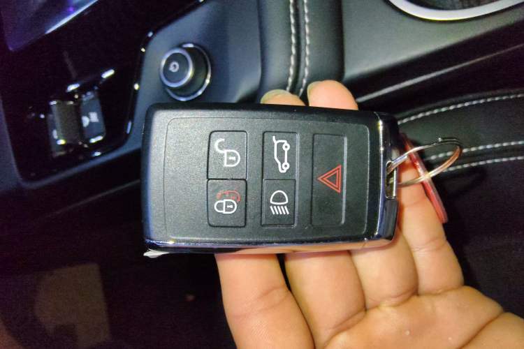 Used Jaguar E-PACE 2024 YAO Black Sport Edition R-DYNAMIC SE BLACK