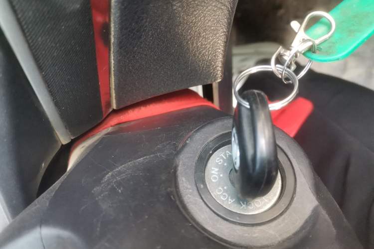 Used Haval H5 Classic 2013 Zhizun Edition 2.0T Manual 4x4 Progressive Model
