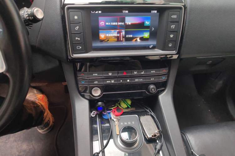 Used Jaguar F-PACE 2018 2.0T Four-Wheel Drive Urban Luxury Edition