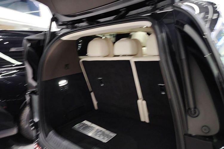 Used Li Auto MEGA 2024 Ultra Model
