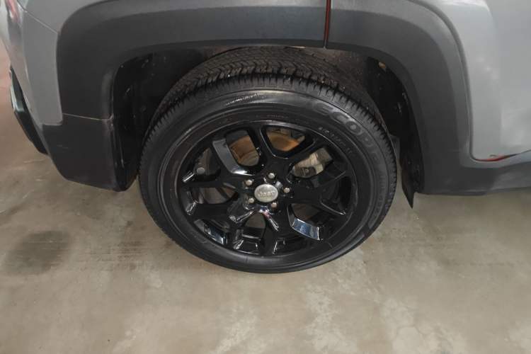 Used Jeep Renegade 2017 180T Automatic High-Energy Version
