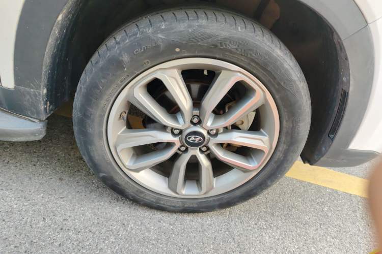 Used Hyundai ix35 2019 2.0L Automatic 2WD Zhiyong·Changxiang Edition China V Standard Right Front Wheel Hub