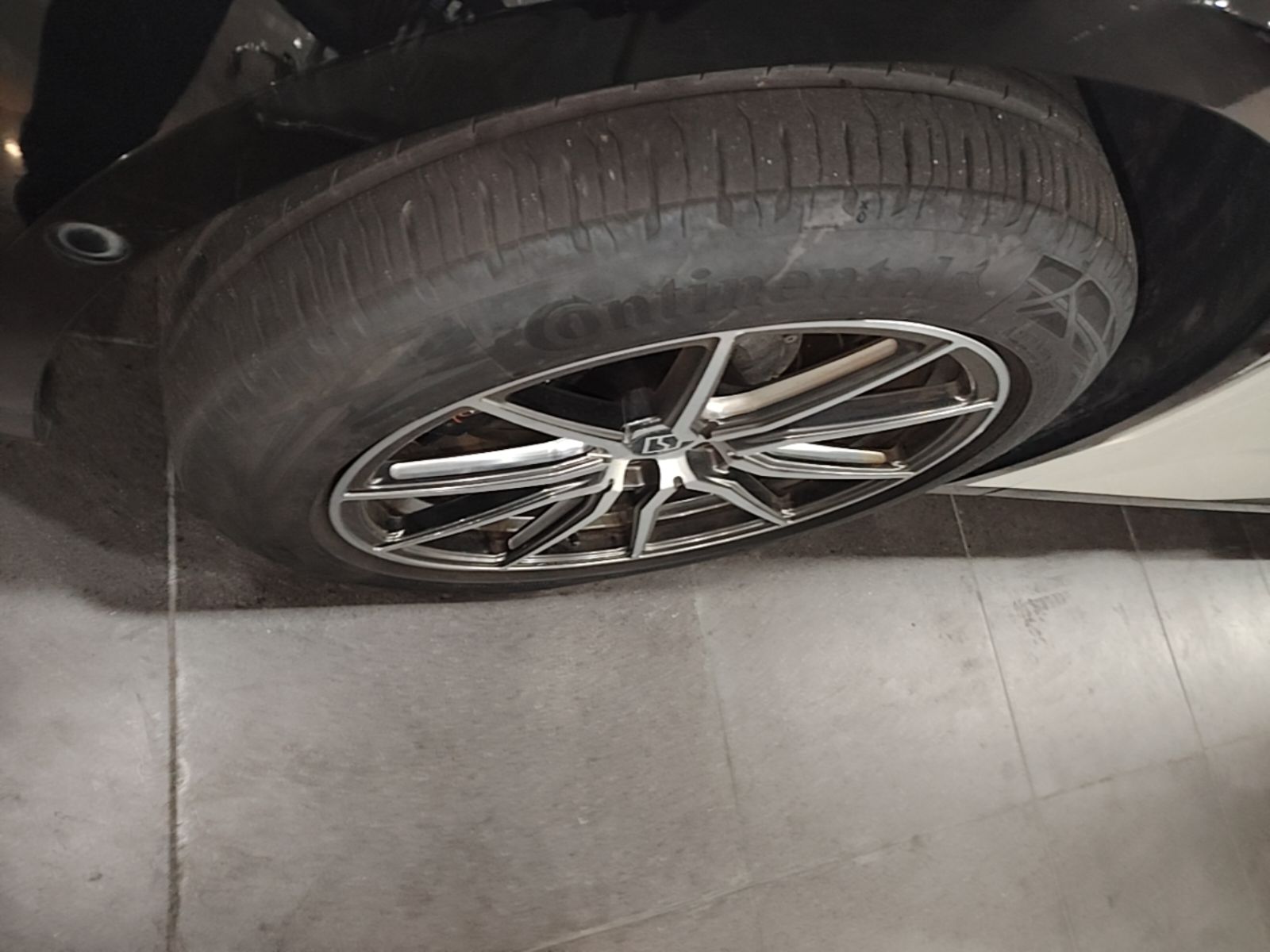 Zeekr X 2023 Four-Wheel Drive YOU Edition 4 Seats — снимка 10