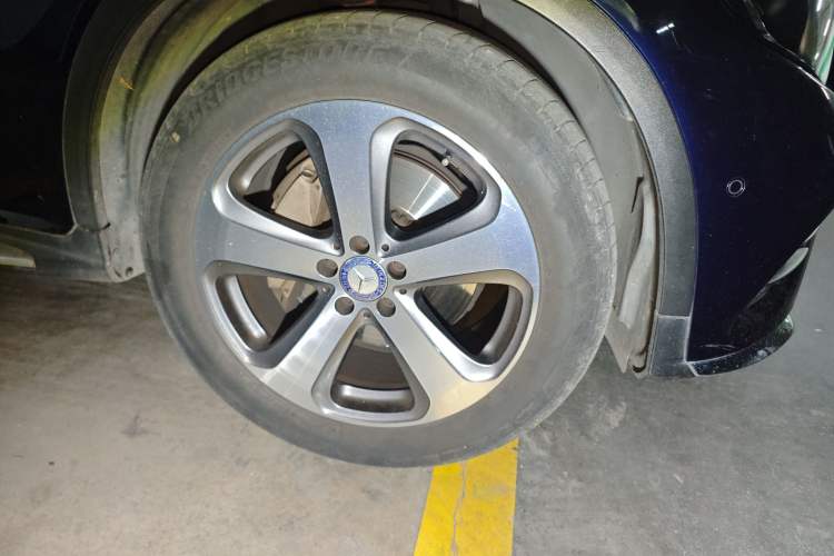 Used Mercedes-Benz GLC 2017 GLC 260 4MATIC Luxury Model