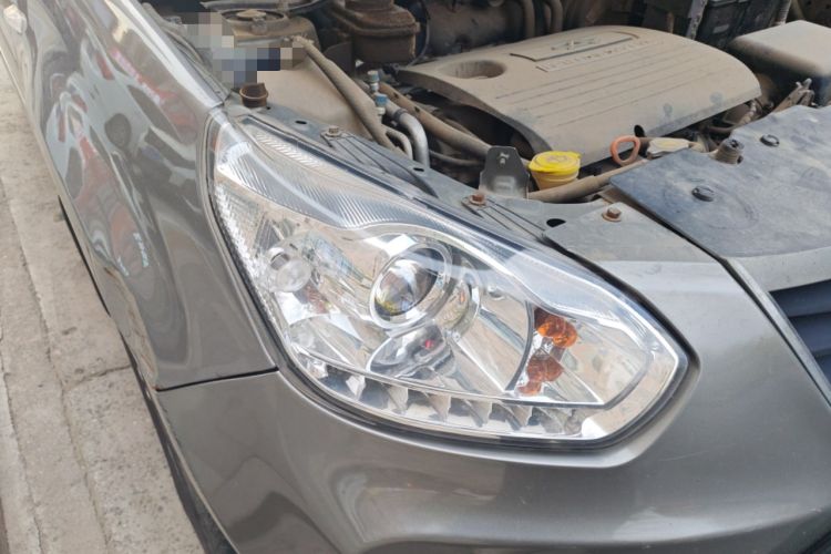 Used Chery Tiggo 2012 Elite Edition 1.6L Manual Comfort DVVT Right Front Headlight