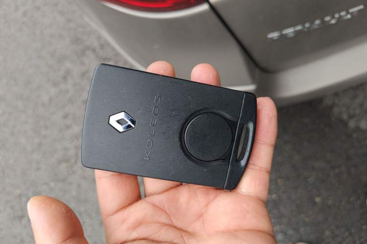 Used Renault Koleos 2015 2.5L Two-Wheel Drive Comfort Edition Vehicle Key