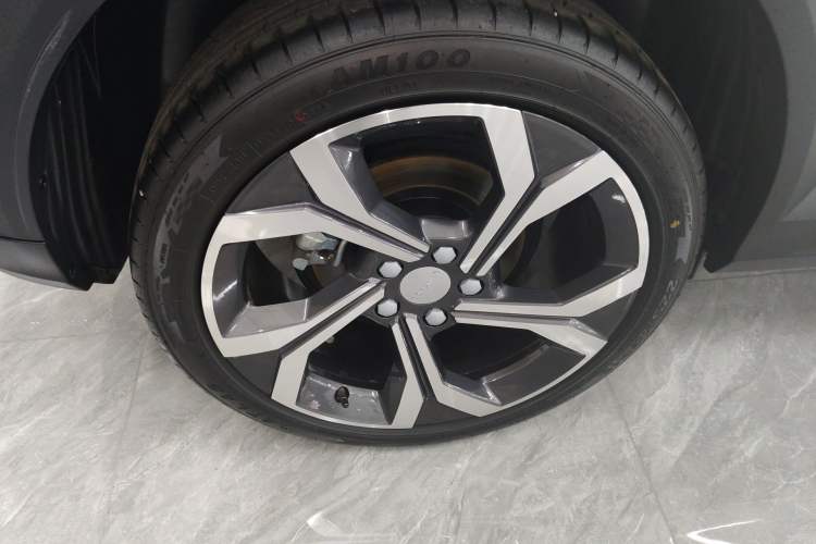 Used Lynk & Co 06 2023 Remix 1.5T Dynamic Halo
