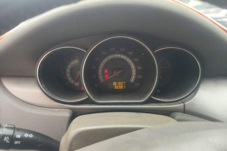 Used JAC Group Heyue 2012 1.5L Manual Luxury Version
