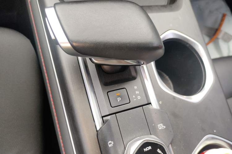 Used CHANGAN CS55PLUS 2022 2nd Generation 1.5T DCT Prestige Version Gear Lever