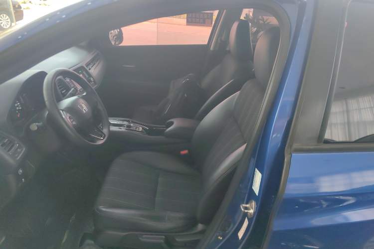 Used Honda Vezel 2016 1.8L CVT Front-Wheel Drive Pioneer Edition
