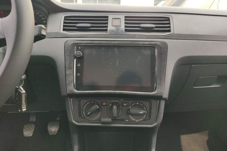 Used Volkswagen Santana 2018 1.5L Manual Fashion Edition