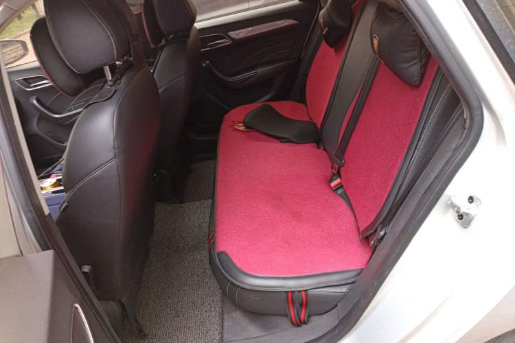 Used Roewe i6 New Energy 2017 45T Hybrid Connect & Smart Enjoyment Edition Left Rear Seat