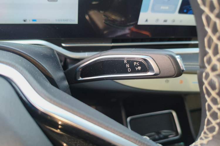 Used SAIC MAXUS G90 2022 2.0T Xingyun Seven-Seater Version