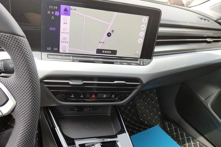 Used Volkswagen Lamando 2025 Lavida L 280TSI DSG Cool & Spicy Edition
