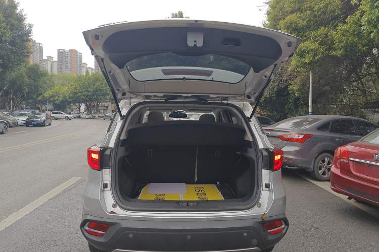 Used Hanteng X5 2018 1.5T CVT Luxury Edition