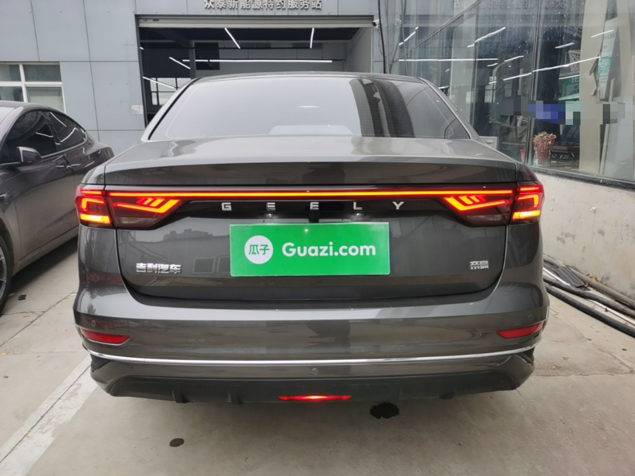 Geely Auto Emgrand 2025 4th Generation 1.5L CVT Luxury Version — снимка 5