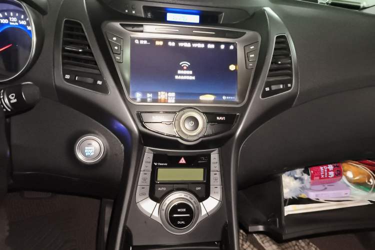 Used Hyundai Elantra (5th Generation / Langdong) 2015 1.6L Automatic Luxury Model
