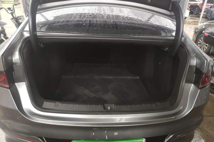 Used BYD Qin PLUS 2024 Honor Edition EV 510KM Leading Model Trunk