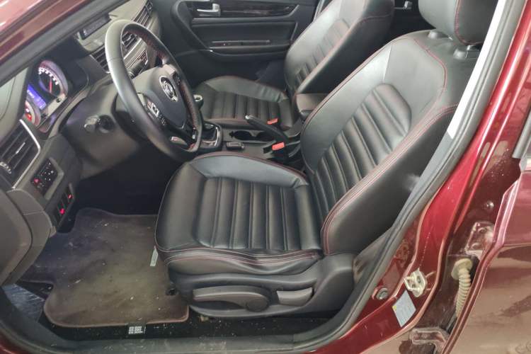 Used FORTHING Joyear S50 2017 1.5L Manual Luxury Model Left Front Seat