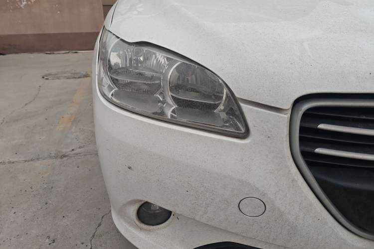 Used Peugeot 301 2014 1.6L Manual Comfort Edition
