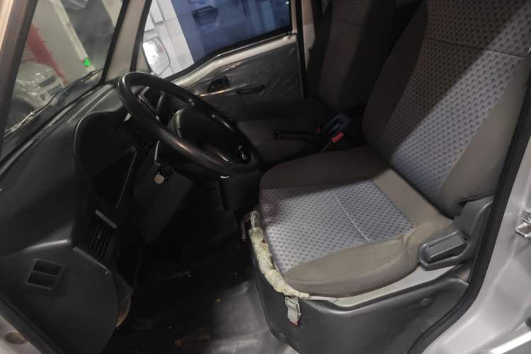 Used Wuling Zhiguang 2023 1.5L Practical Version 5/7 Seats