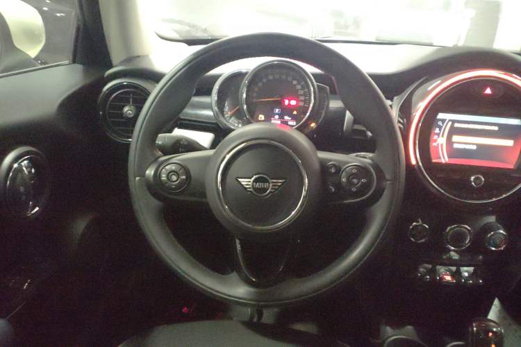 Used MINI 2019 1.5T ONE PLUS
