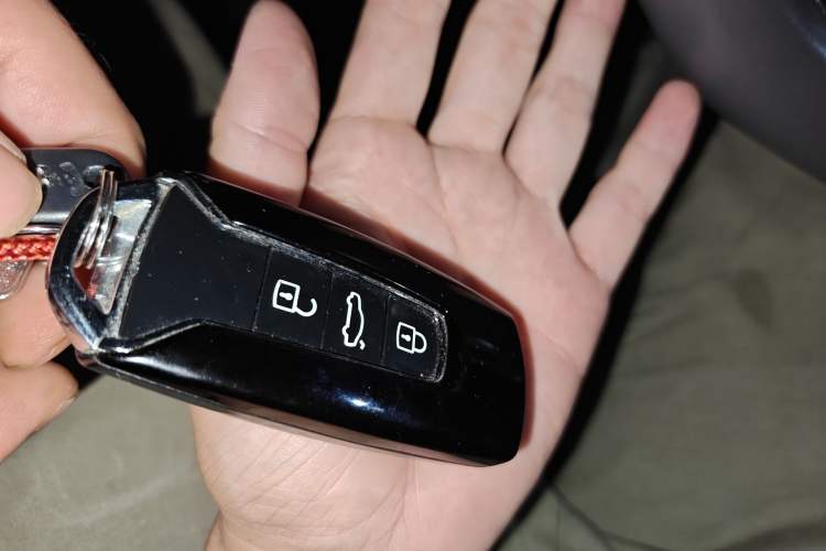 Used Volkswagen Touareg 2019 2.0TSI Ruiyi Edition China VI Standard Vehicle Key