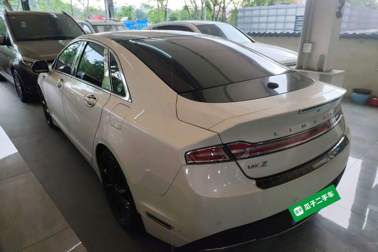 Used Lincoln MKZ 2020 2.0T MONO Limited Luxury Edition MONO WHITE Rear Left 45 Deg