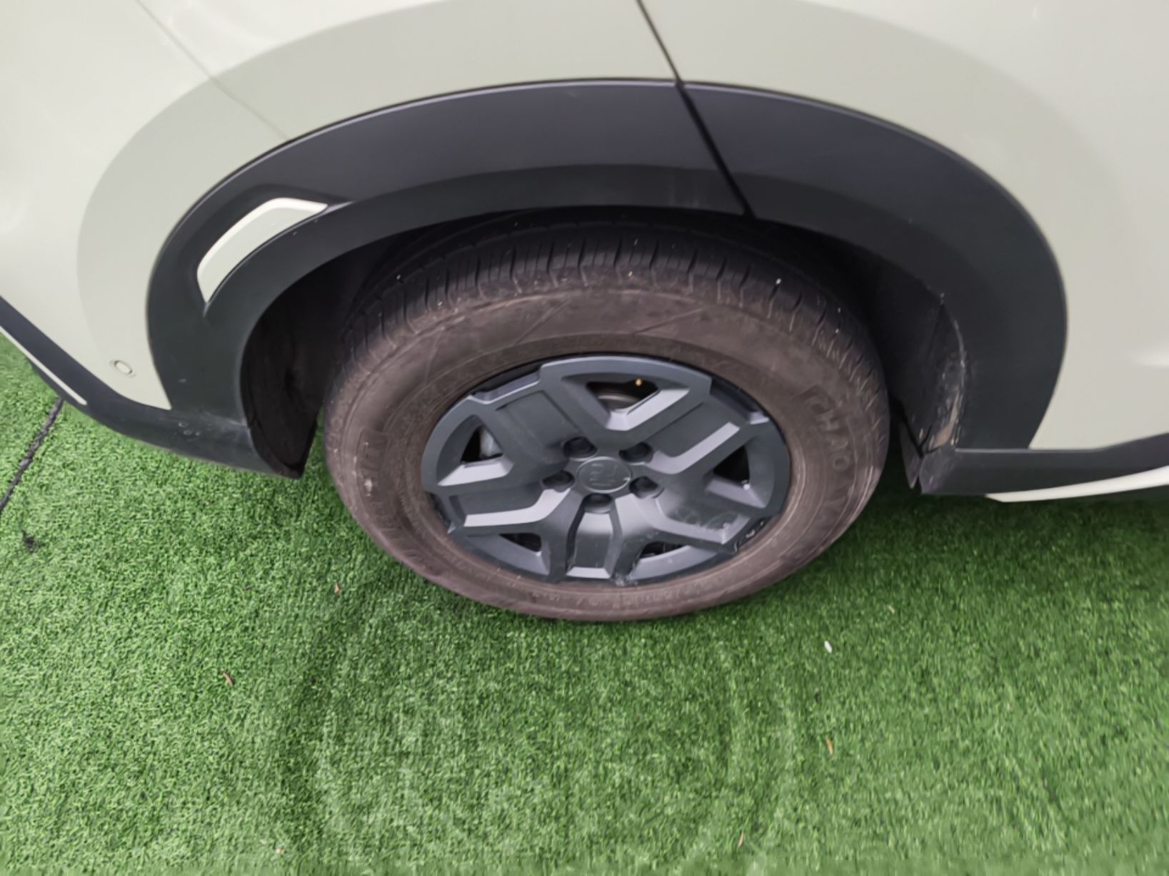 BYD Yuan UP 2025 Intelligent Driving Version 401 KM Dynamic Edition — снимка 11