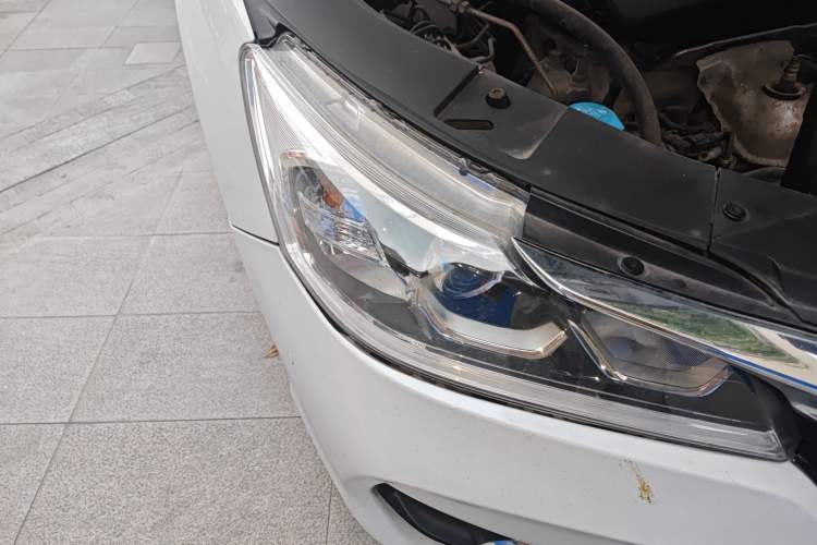 Used Honda Accord 2016 2.0L Elite Edition Right Front Headlight