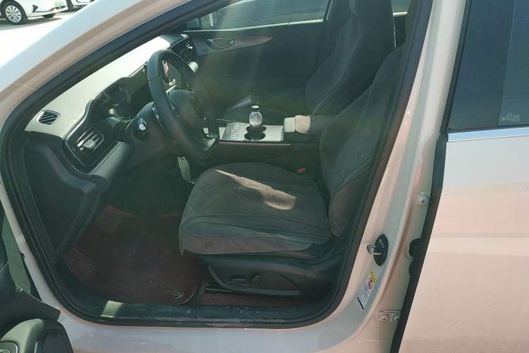 Used BYD Seal 06 New Energy 2025 EV 545KM Premium Edition