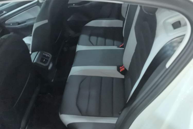 Used Volkswagen Bora 2025 300TSI DSG Prestige Edition