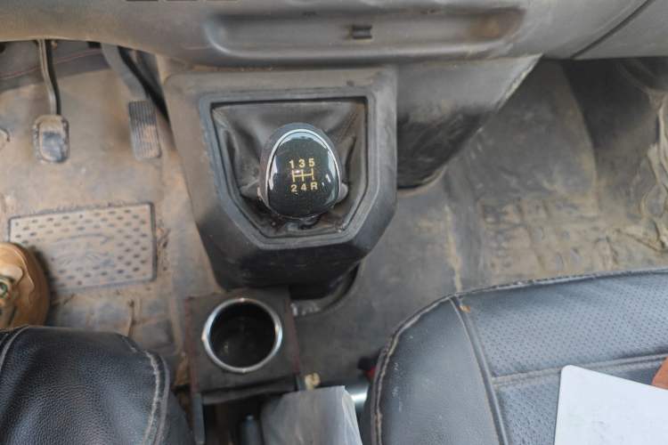 Used JMC Transit 2017 2.8T Commercial Version Short Wheelbase Mid-Roof 6/7/8-Seater JX493