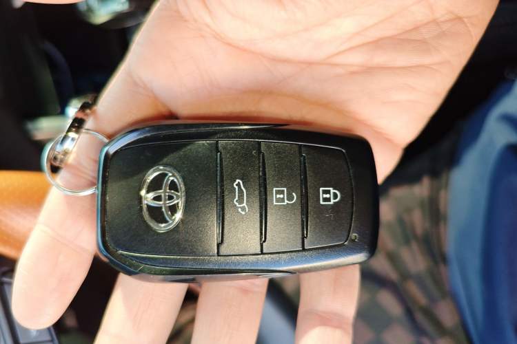 Used Toyota FRONTLANDER 2023 2.0L CVT Sport Edition
