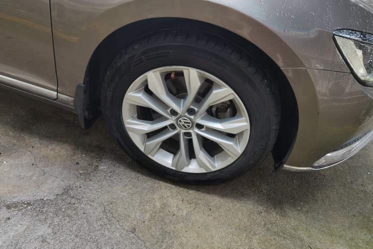 Used Volkswagen Magotan 2018 330TSI DSG Luxury Model