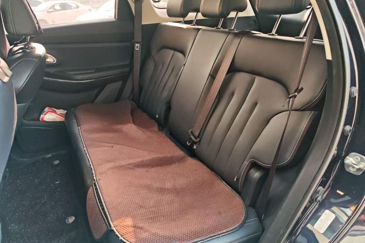 Used CHANGAN OSHAN X7 2021 1.5T Automatic Geeker Edition Left Rear Seat