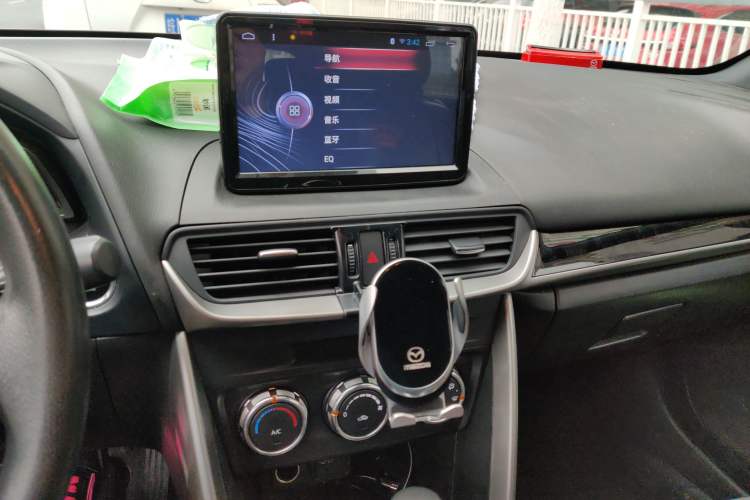 Used Mazda CX-4 2018 2.0L Automatic Two-Wheel Drive Blue Sky Dynamic Version China V Standard
