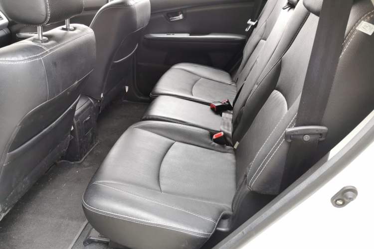 Used BYD S6 2013 Platinum Edition 2.0L Manual Elite Model
