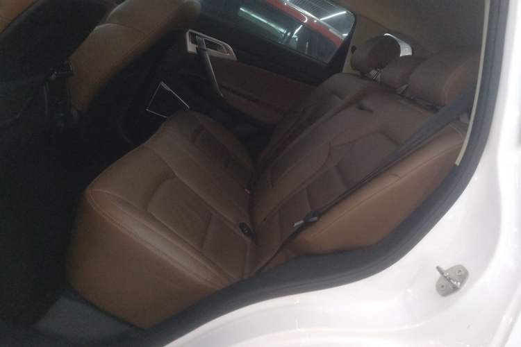 Used Geely Auto Emgrand X7 Sport 2016 1.8TD Automatic ZhiZun Version