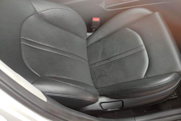 Used Kia K5 2016 1.6T Automatic LUX
