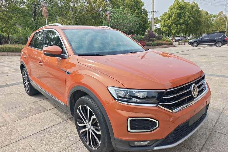 Used Volkswagen T-ROC 2019 280TSI DSG Two-Wheel Drive Comfort Version China VI Standard
