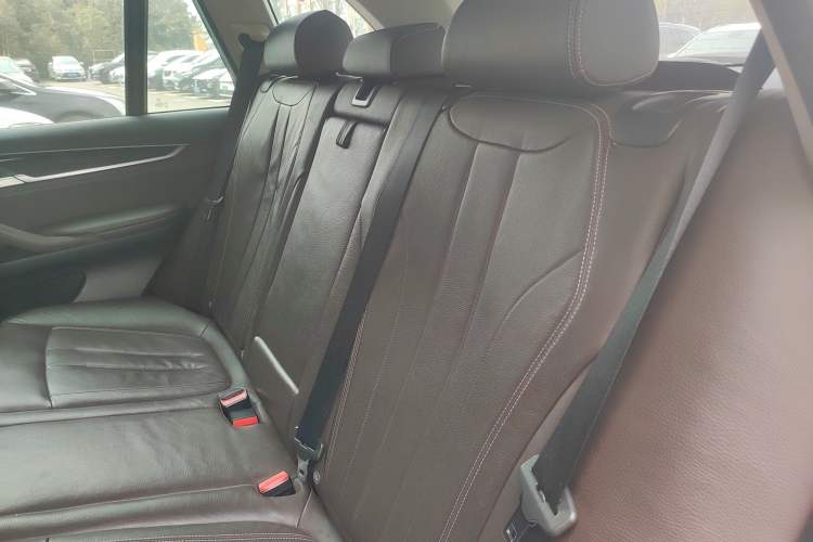 Used BMW X5 2017 xDrive28i
