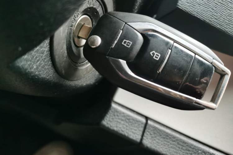 Used SAIC MAXUS G10 2019 Facelift PLUS 2.0T Automatic Smart Edition China VI Standard