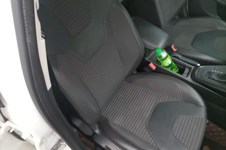 Used Ford Focus 2015 Hatchback 1.6L Automatic Fashion Edition