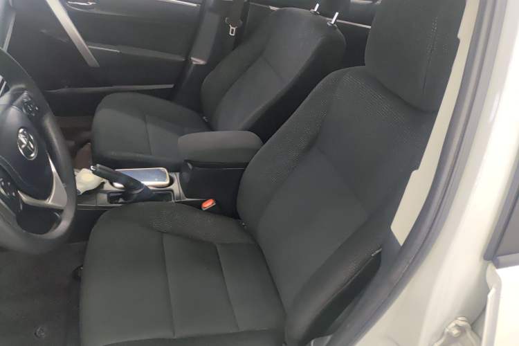 Used Toyota Levin 2017 Revised Dual-Engine 1.8H GS E-CVT Elite Sunroof Version China V Standard