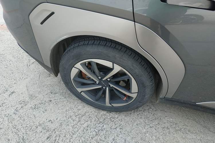 Used AION Y 2022 Plus 70 Smart Edition