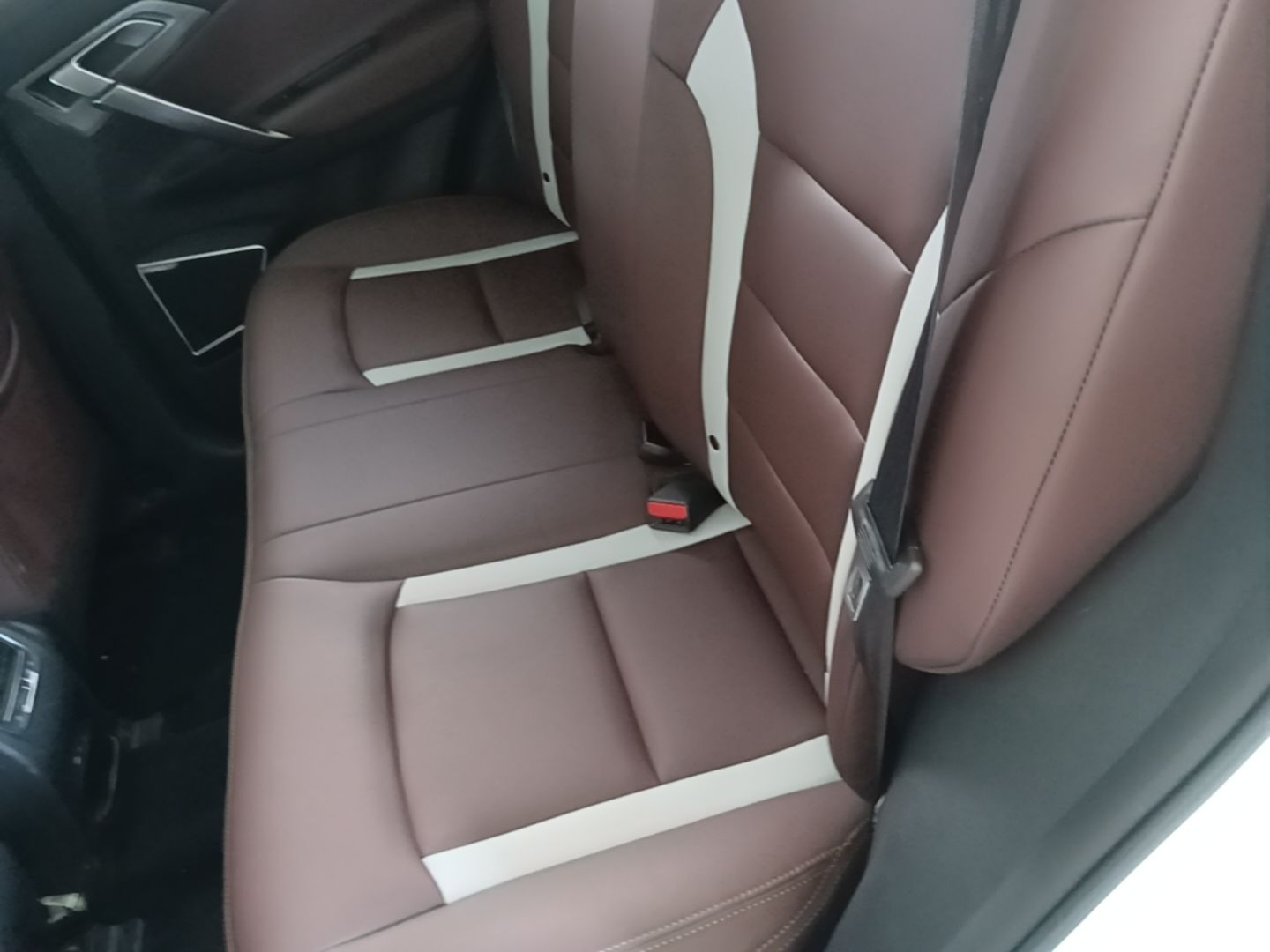 Geely Auto Emgrand X7 Sport 2022 1.8TD DCT Zhiya Trim — снимка 20
