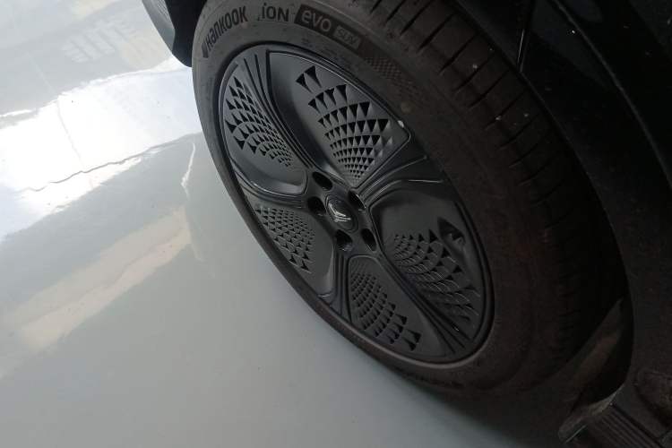 Used JAC COURAGE 2024 Long-Range Supercharge Edition
