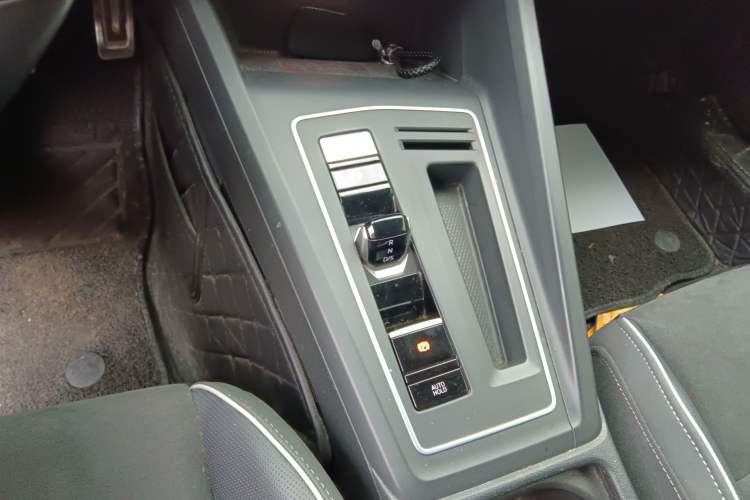 Used Volkswagen Golf 2021 280TSI DSG R-Line
