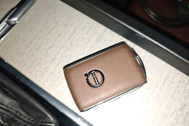 Used Volvo XC60 2020 T5 4x4 Smart Luxury Edition Vehicle Key